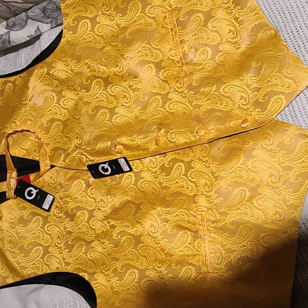 Brand Italy Gold vest  with bow tie
